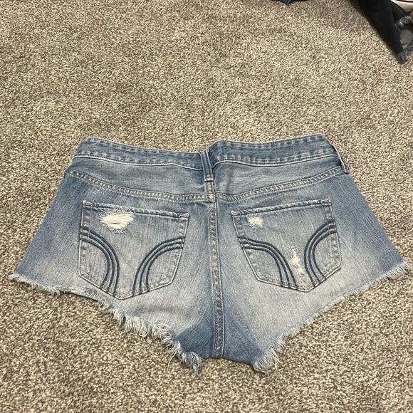 Hollister Denim Shorts - Picture 3 of 3